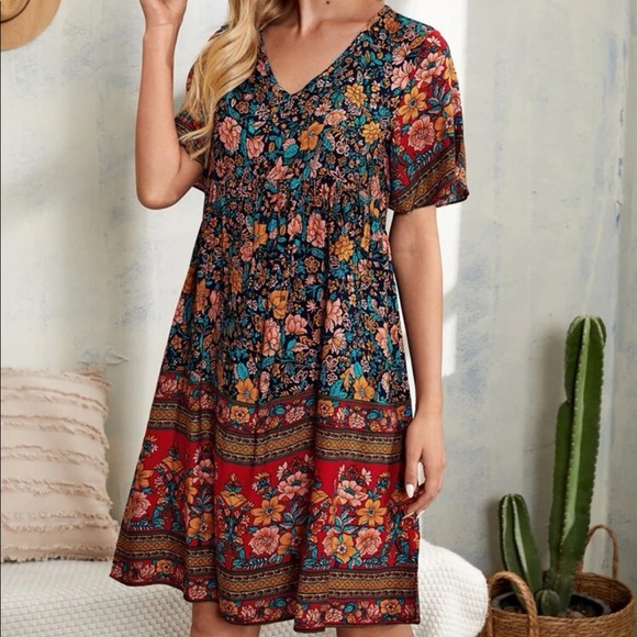 Boho floral print V neck mini dress - Picture 2 of 5